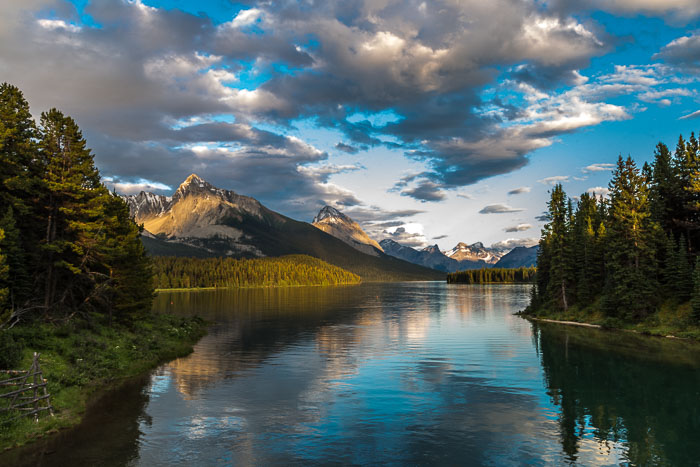 Maligne Lake Area