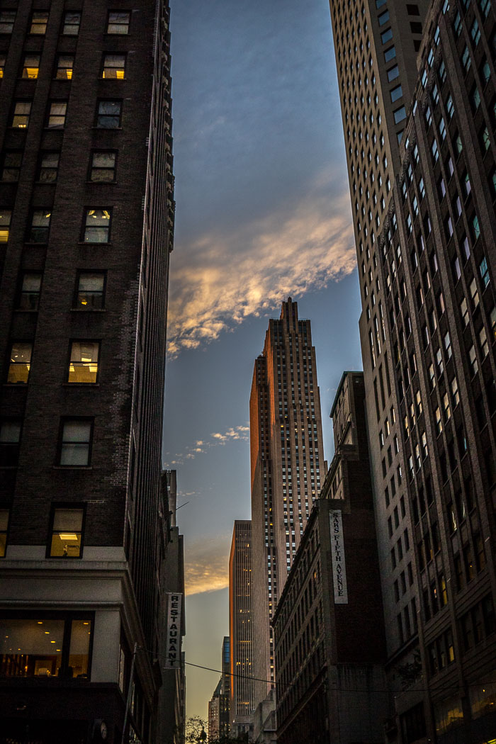  New York frum Dusk to Dawn